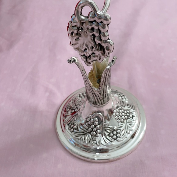 Fancy stand 🎄 - Picture 5 of 6